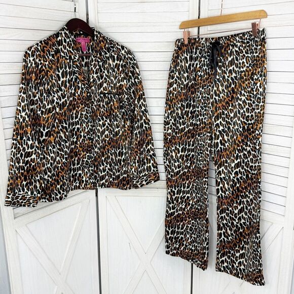 Betsy Johnson Leopard Print Sateen Flannel Pajama Set Brown Black Large - Picture 3 of 11